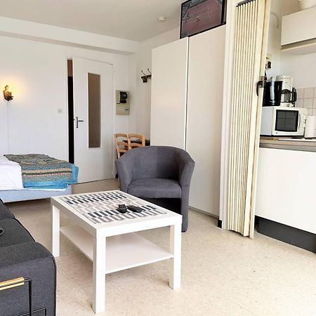Studio Sur Plage Cavaliere Avec Terrasse, 1Er Etage, 2 Couchages - Fr-1-251-80 Le Lavandou Exteriér fotografie